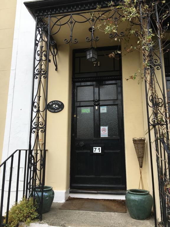 Bentons Guest House 첼튼엄 외부 사진
