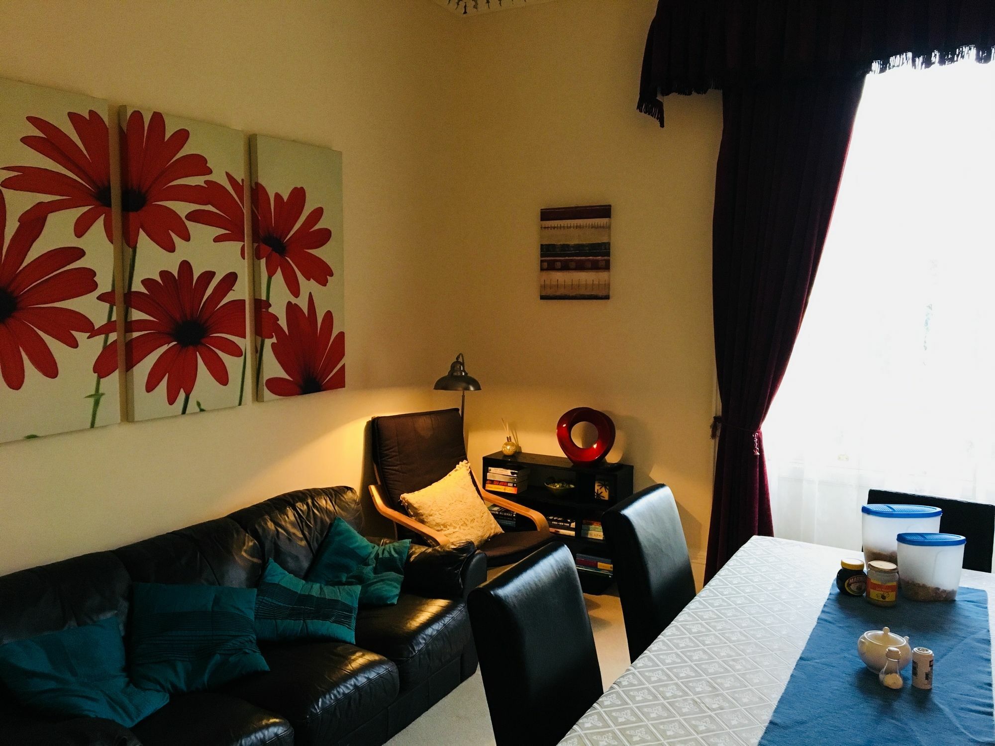 Bentons Guest House 첼튼엄 외부 사진